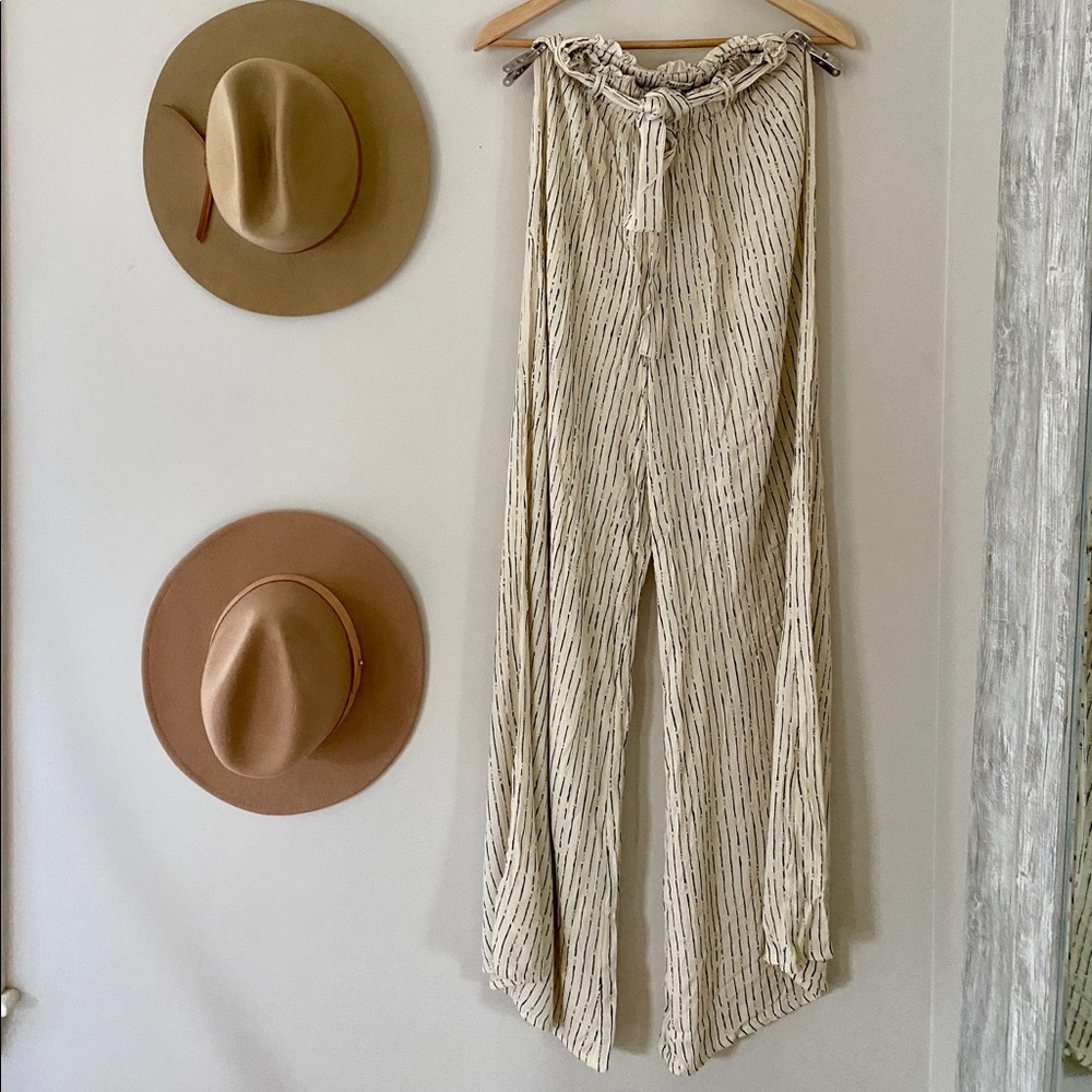 BILLABONG HIGH WAISTED WIDE LEG!